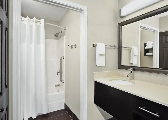 Staybridge South, An Ihg Springfield