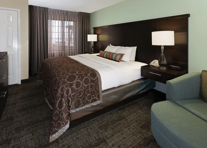 Staybridge South, An Ihg
