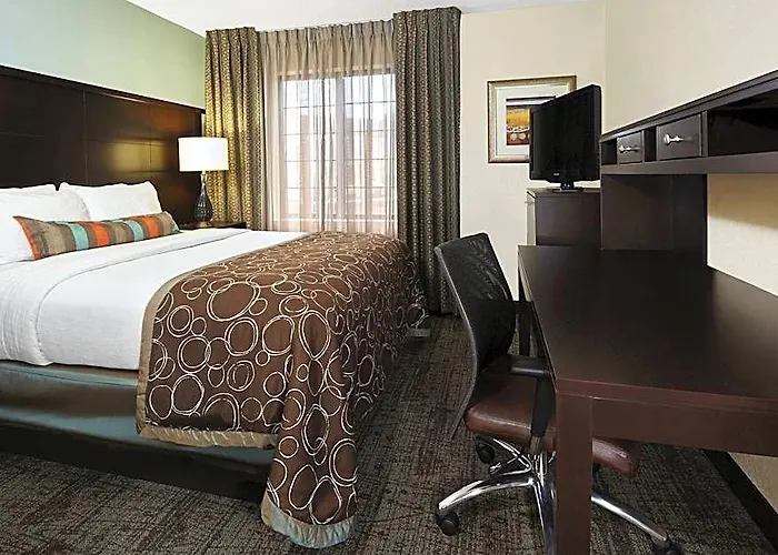 Staybridge South, An Ihg 4*